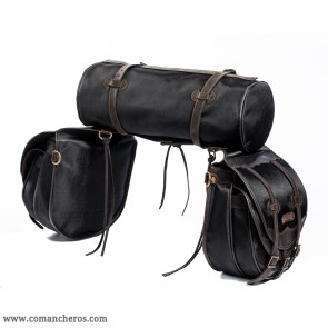 Double pocket saddlebag with roll