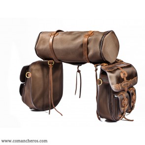 Saddlebag set with pockets and roll